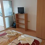 Sunny House Apartament *