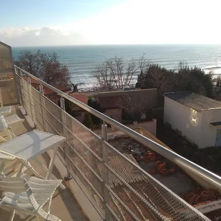 Sunny House *