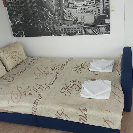 Апартаменти Sunny House *
