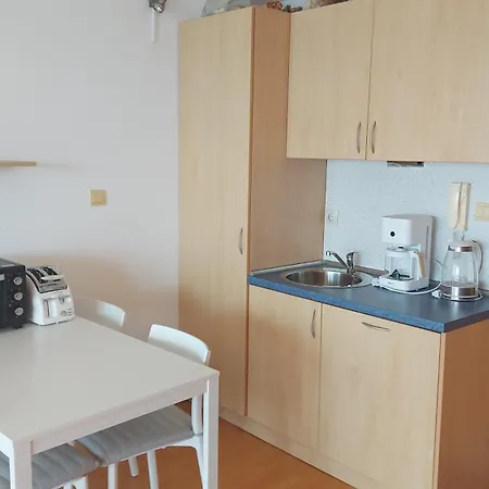 Апартаменти Sunny House Бяла