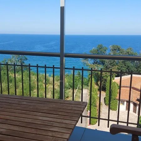 Апартаменти Sunny House *