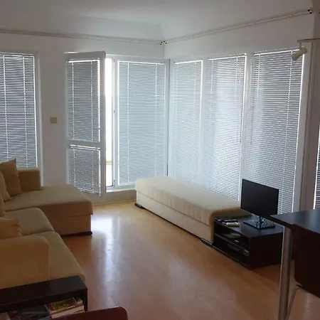 Sunny House Beala