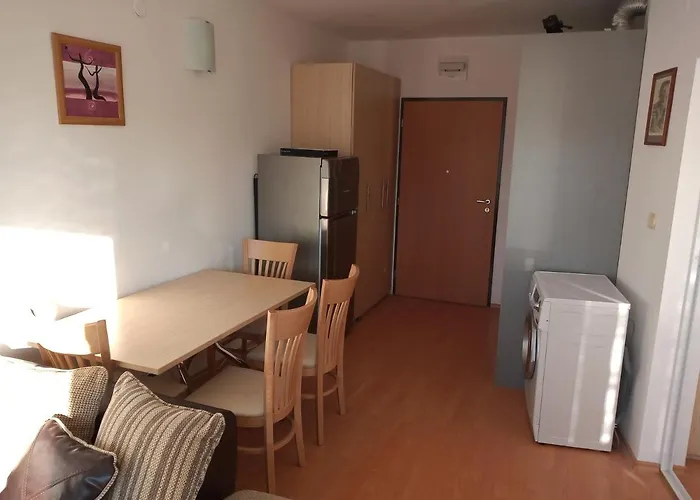 Apartment Sunny House *